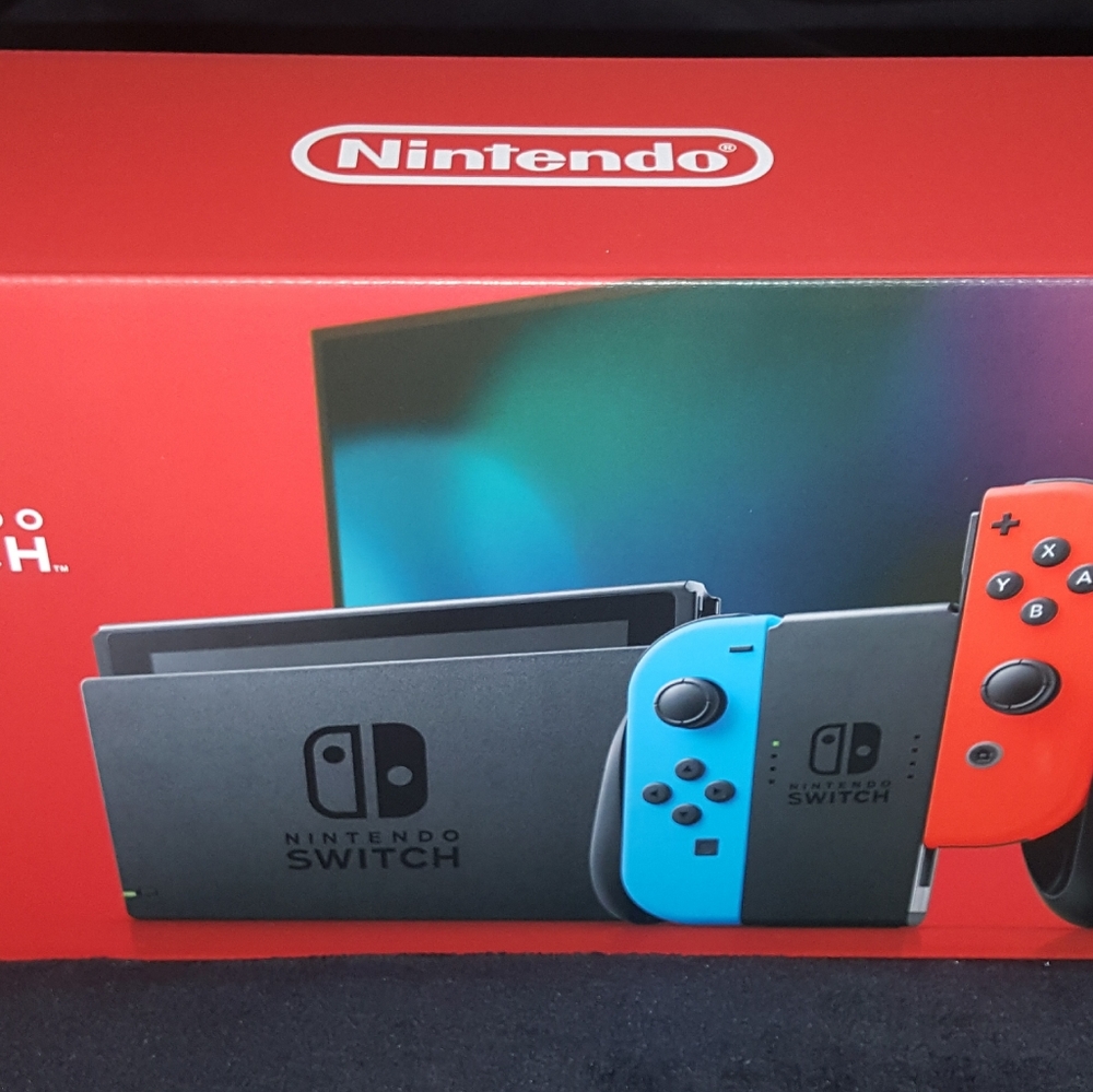 *SOLD* Nintendo Switch Console Blue, Joy Con Red